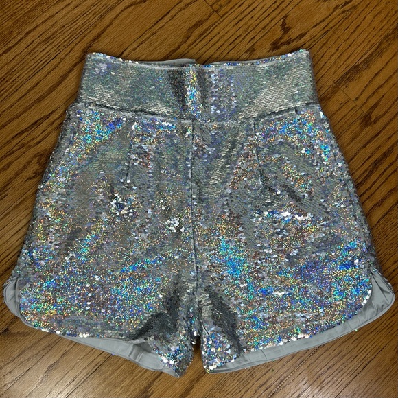 Akira | Holiday Sequin Fitted Big Booty Shorts NWT Size S - Picture 11 of 16